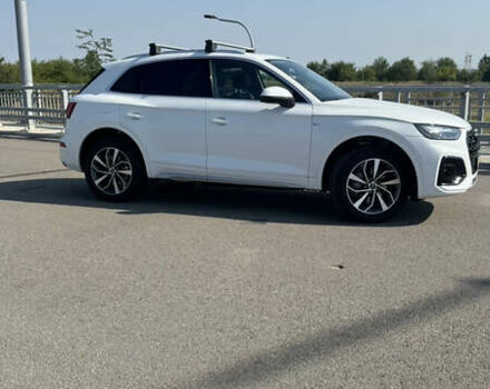 Белый Ауди Ку 5, объемом двигателя 1.98 л и пробегом 7 тыс. км за 39500 $, фото 6 на Automoto.ua