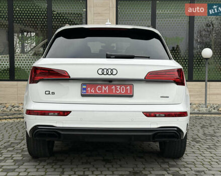 Белый Ауди Ку 5, объемом двигателя 1.98 л и пробегом 4 тыс. км за 38700 $, фото 6 на Automoto.ua