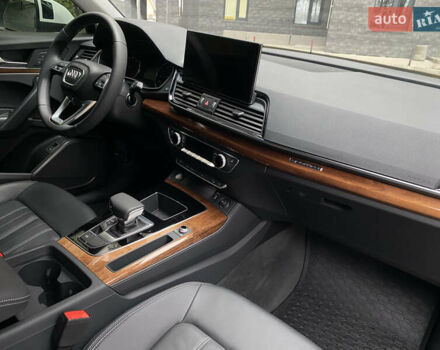 Белый Ауди Ку 5, объемом двигателя 2 л и пробегом 4 тыс. км за 34700 $, фото 29 на Automoto.ua