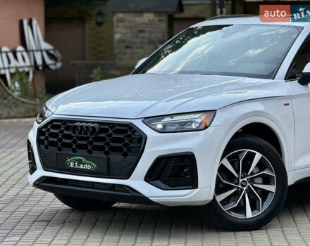 Білий Ауді Ку 5, об'ємом двигуна 2 л та пробігом 5 тис. км за 46500 $, фото 6 на Automoto.ua