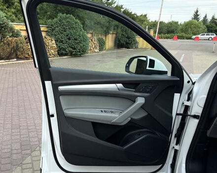 Білий Ауді Ку 5, об'ємом двигуна 2 л та пробігом 5 тис. км за 46500 $, фото 24 на Automoto.ua