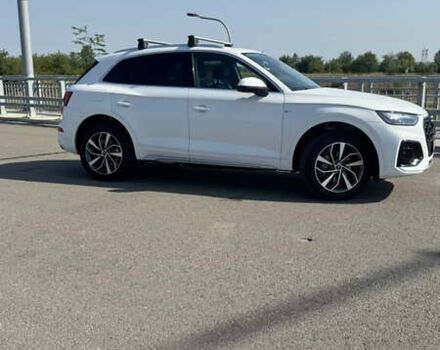 Белый Ауди Ку 5, объемом двигателя 1.98 л и пробегом 7 тыс. км за 39500 $, фото 5 на Automoto.ua