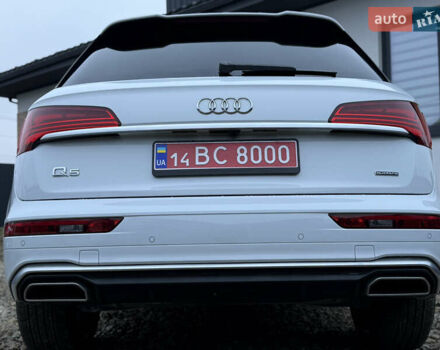 Белый Ауди Ку 5, объемом двигателя 1.98 л и пробегом 21 тыс. км за 38900 $, фото 33 на Automoto.ua