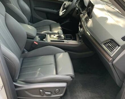 Білий Ауді Ку 5, об'ємом двигуна 1.98 л та пробігом 6 тис. км за 46900 $, фото 11 на Automoto.ua