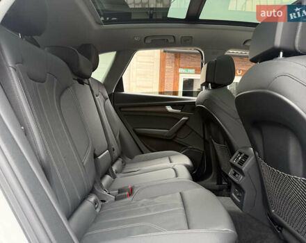 Белый Ауди Ку 5, объемом двигателя 1.98 л и пробегом 4 тыс. км за 38700 $, фото 14 на Automoto.ua