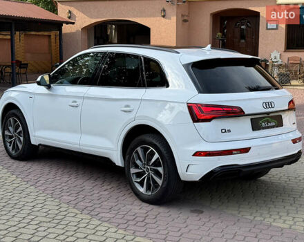 Білий Ауді Ку 5, об'ємом двигуна 2 л та пробігом 5 тис. км за 46500 $, фото 12 на Automoto.ua