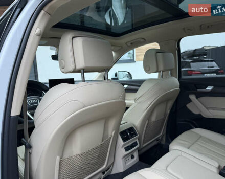 Белый Ауди Ку 5, объемом двигателя 1.98 л и пробегом 21 тыс. км за 38900 $, фото 60 на Automoto.ua