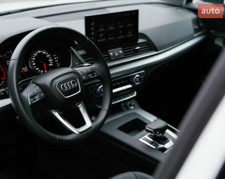 Белый Ауди Ку 5, объемом двигателя 1.98 л и пробегом 2 тыс. км за 42000 $, фото 24 на Automoto.ua