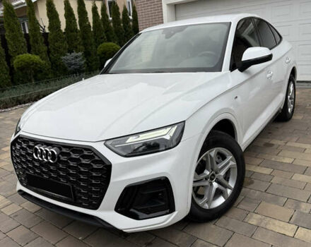 Белый Ауди Ку 5, объемом двигателя 1.97 л и пробегом 12 тыс. км за 59000 $, фото 1 на Automoto.ua