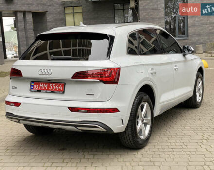 Белый Ауди Ку 5, объемом двигателя 2 л и пробегом 4 тыс. км за 34700 $, фото 4 на Automoto.ua