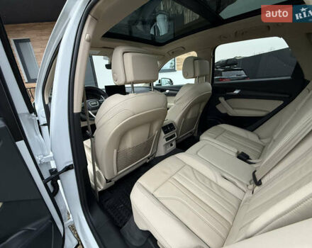 Белый Ауди Ку 5, объемом двигателя 1.98 л и пробегом 21 тыс. км за 38900 $, фото 57 на Automoto.ua