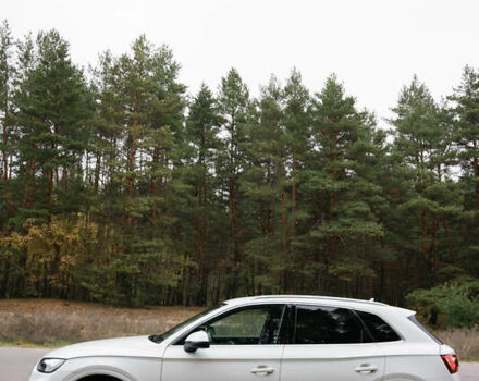 Белый Ауди Ку 5, объемом двигателя 1.98 л и пробегом 2 тыс. км за 42000 $, фото 9 на Automoto.ua