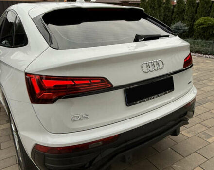 Белый Ауди Ку 5, объемом двигателя 1.97 л и пробегом 12 тыс. км за 59000 $, фото 7 на Automoto.ua