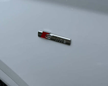 Белый Ауди Ку 5, объемом двигателя 1.97 л и пробегом 12 тыс. км за 59000 $, фото 16 на Automoto.ua