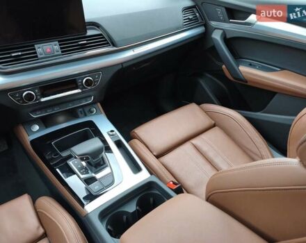 Белый Ауди Ку 5, объемом двигателя 1.98 л и пробегом 7 тыс. км за 45000 $, фото 8 на Automoto.ua