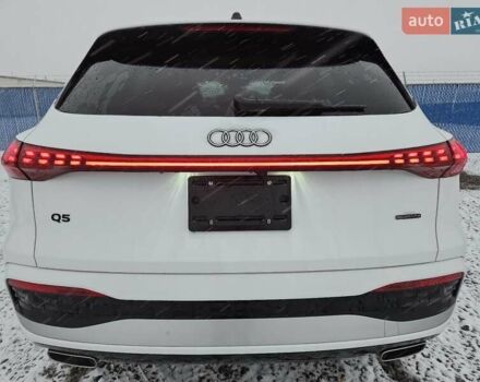 Белый Ауди Ку 5, объемом двигателя 1.98 л и пробегом 1 тыс. км за 23000 $, фото 5 на Automoto.ua