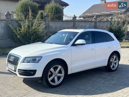 Ауди Ку 5 2008 в Ровно на Automoto.ua Белый Ауди Ку 5, объемом двигателя 3 л и пробегом 215 тыс. км за 14500 $, фото 1 на Automoto.ua