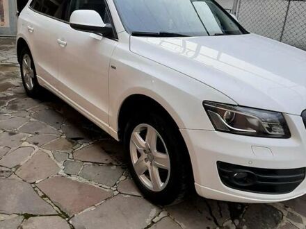 Белый Ауди Ку 5, объемом двигателя 2 л и пробегом 297 тыс. км за 14800 $, фото 1 на Automoto.ua