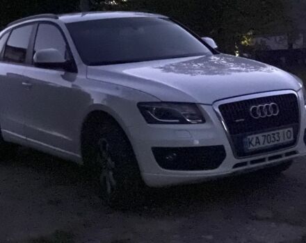Белый Ауди Ку 5, объемом двигателя 2 л и пробегом 180 тыс. км за 14950 $, фото 1 на Automoto.ua