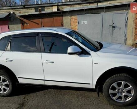 Белый Ауди Ку 5, объемом двигателя 2 л и пробегом 212 тыс. км за 16000 $, фото 1 на Automoto.ua