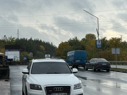 Ауди Ку 5 2010 в Кропивницком (Кировограде) на Automoto.ua Белый Ауди Ку 5, объемом двигателя 2 л и пробегом 152 тыс. км за 14300 $, фото 1 на Automoto.ua
