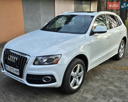 Белый Ауди Ку 5, объемом двигателя 3.2 л и пробегом 201 тыс. км за 9950 $, фото 1 на Automoto.ua