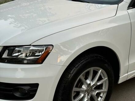 Белый Ауди Ку 5, объемом двигателя 1.98 л и пробегом 152 тыс. км за 14000 $, фото 1 на Automoto.ua