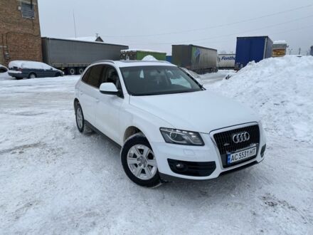 Білий Ауді Ку 5, об'ємом двигуна 2 л та пробігом 213 тис. км за 13999 $, фото 1 на Automoto.ua