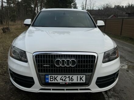 Ауди Ку 5 2011 в Вараш (Кузнецовск) на Automoto.ua Белый Ауди Ку 5, объемом двигателя 2 л и пробегом 260 тыс. км за 13499 $, фото 1 на Automoto.ua