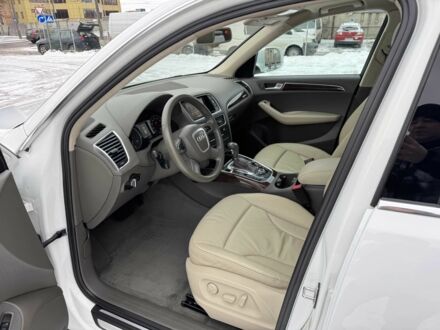 Белый Ауди Ку 5, объемом двигателя 2 л и пробегом 120 тыс. км за 12599 $, фото 1 на Automoto.ua