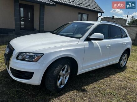 Белый Ауди Ку 5, объемом двигателя 1.98 л и пробегом 140 тыс. км за 14800 $, фото 1 на Automoto.ua