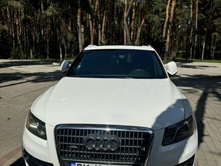 Белый Ауди Ку 5, объемом двигателя 2 л и пробегом 264 тыс. км за 12500 $, фото 1 на Automoto.ua