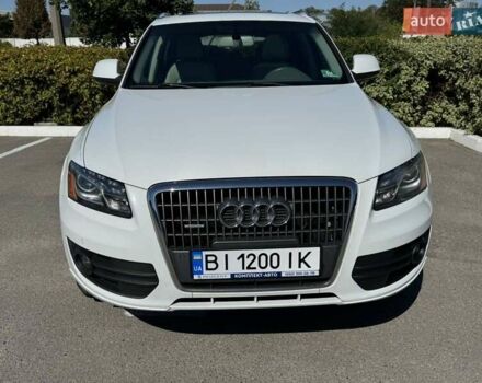 Белый Ауди Ку 5, объемом двигателя 2 л и пробегом 106 тыс. км за 15300 $, фото 1 на Automoto.ua