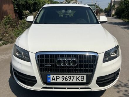 Белый Ауди Ку 5, объемом двигателя 2 л и пробегом 240 тыс. км за 11736 $, фото 1 на Automoto.ua
