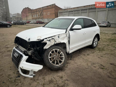 Белый Ауди Ку 5, объемом двигателя 1.98 л и пробегом 220 тыс. км за 7300 $, фото 1 на Automoto.ua