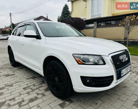 Белый Ауди Ку 5, объемом двигателя 1.98 л и пробегом 225 тыс. км за 12500 $, фото 1 на Automoto.ua