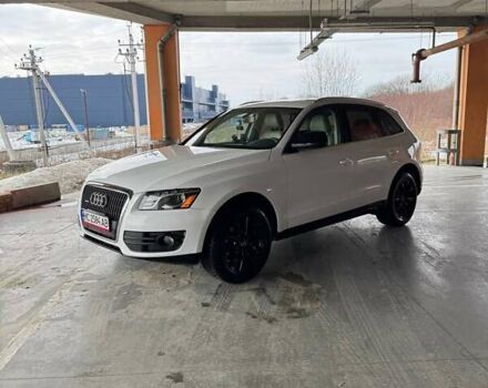 Белый Ауди Ку 5, объемом двигателя 2 л и пробегом 172 тыс. км за 14000 $, фото 1 на Automoto.ua