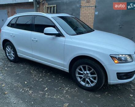 Белый Ауди Ку 5, объемом двигателя 1.98 л и пробегом 150 тыс. км за 13700 $, фото 1 на Automoto.ua