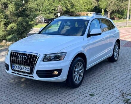 Білий Ауді Ку 5, об'ємом двигуна 2 л та пробігом 297 тис. км за 11800 $, фото 1 на Automoto.ua