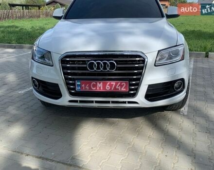 Белый Ауди Ку 5, объемом двигателя 2 л и пробегом 205 тыс. км за 12350 $, фото 1 на Automoto.ua