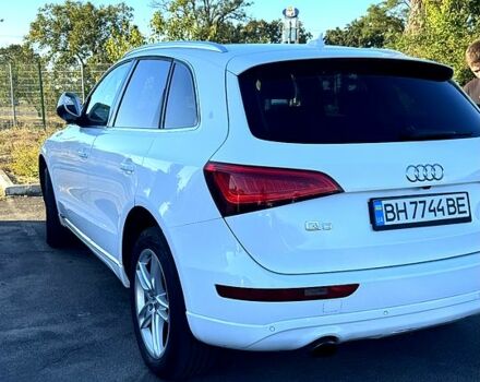 Білий Ауді Ку 5, об'ємом двигуна 2 л та пробігом 200 тис. км за 13000 $, фото 1 на Automoto.ua