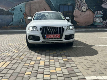 Ауди Ку 5 2013 в Луцке на Automoto.ua Белый Ауди Ку 5, объемом двигателя 2 л и пробегом 125 тыс. км за 14750 $, фото 1 на Automoto.ua
