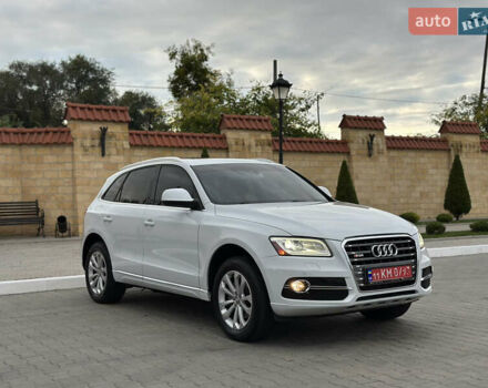 Білий Ауді Ку 5, об'ємом двигуна 2 л та пробігом 80 тис. км за 18000 $, фото 1 на Automoto.ua