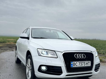 Белый Ауди Ку 5, объемом двигателя 1.98 л и пробегом 160 тыс. км за 18000 $, фото 1 на Automoto.ua