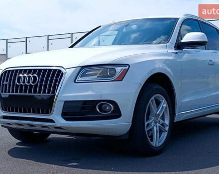 Белый Ауди Ку 5, объемом двигателя 2 л и пробегом 75 тыс. км за 14000 $, фото 1 на Automoto.ua