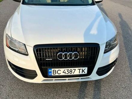 Белый Ауди Ку 5, объемом двигателя 1.98 л и пробегом 190 тыс. км за 16000 $, фото 1 на Automoto.ua