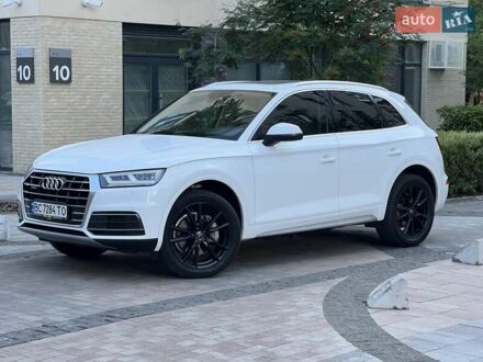Ауди Ку 5 2017 в Киеве на Automoto.ua Белый Ауди Ку 5, объемом двигателя 1.98 л и пробегом 137 тыс. км за 26500 $, фото 1 на Automoto.ua