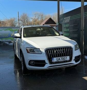 Белый Ауди Ку 5, объемом двигателя 3 л и пробегом 186 тыс. км за 23000 $, фото 1 на Automoto.ua