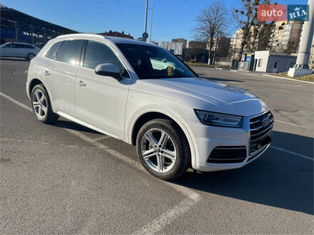 Белый Ауди Ку 5, объемом двигателя 1.97 л и пробегом 210 тыс. км за 27500 $, фото 1 на Automoto.ua