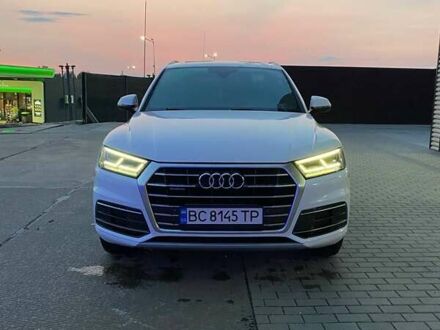 Білий Ауді Ку 5, об'ємом двигуна 1.98 л та пробігом 215 тис. км за 22650 $, фото 1 на Automoto.ua